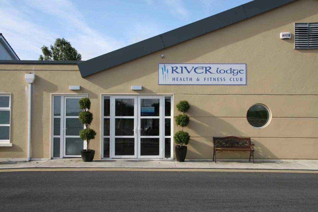 Auburn Lodge Hotel & Leisure Centre Ennis Exterior foto